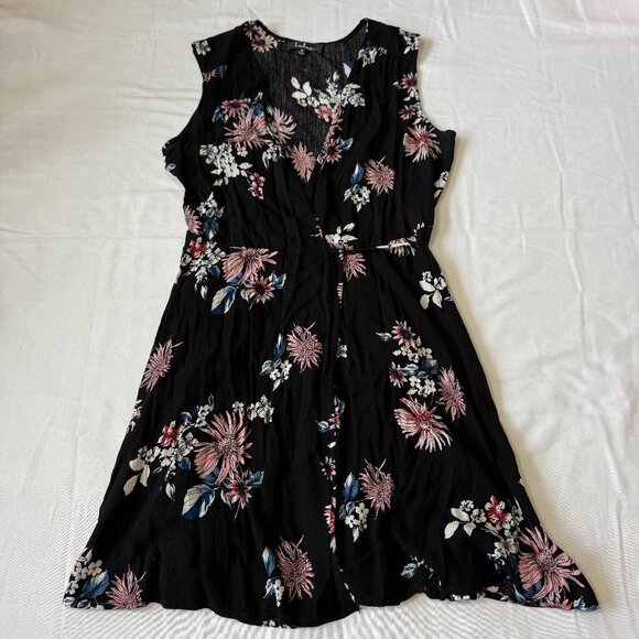 Lulus Dresses & Skirts - Lulus Black Pink Floral Print Tassel Tie Wrap Dress Medium